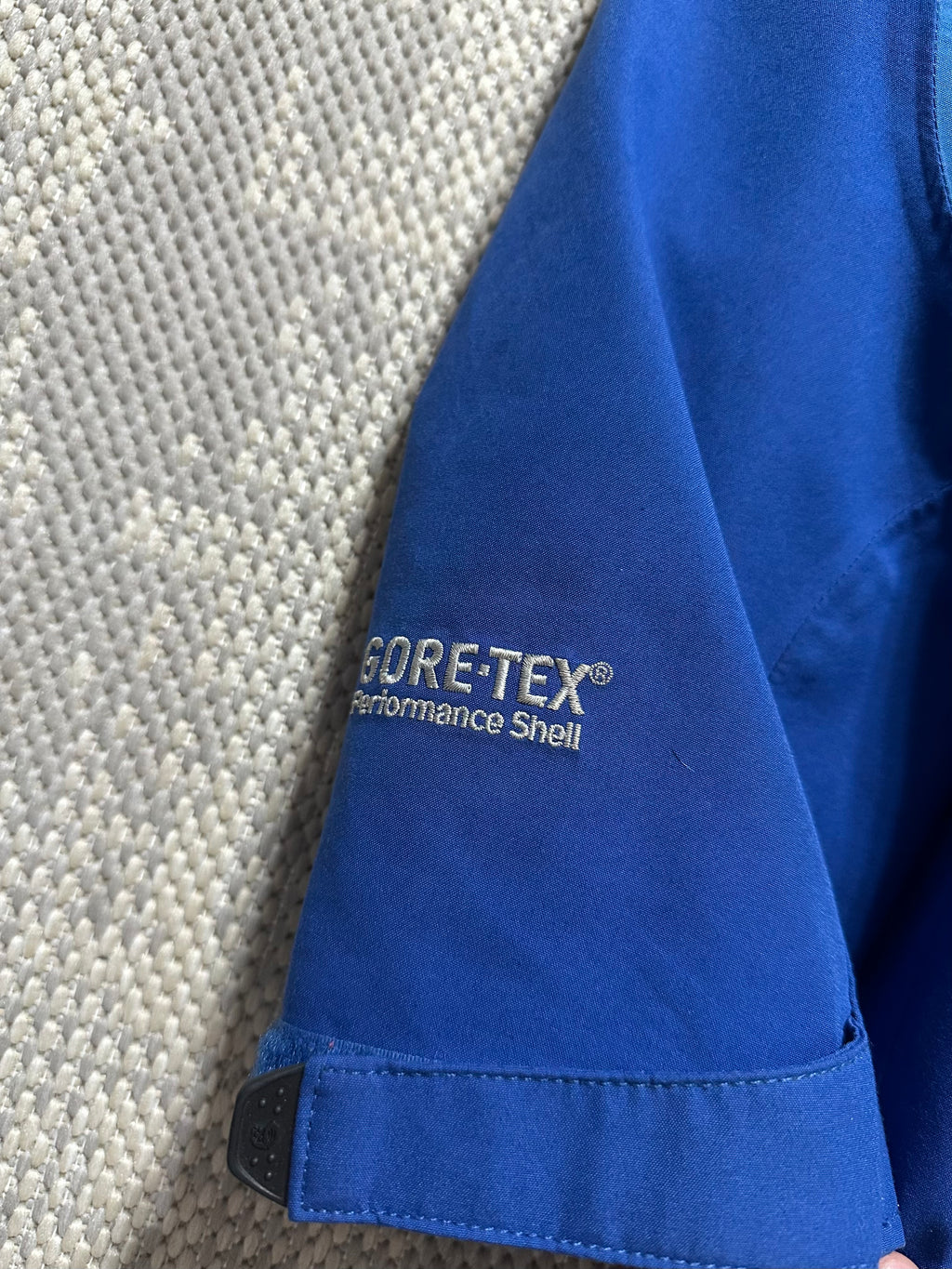 Mountain Hardware Insulated Parka GORE-TEX Jacket (M)