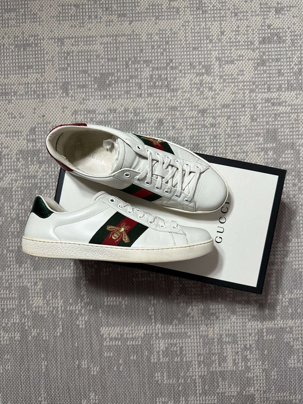 Gucci Ace Bee Embroidered Leather Trainers (UK7)