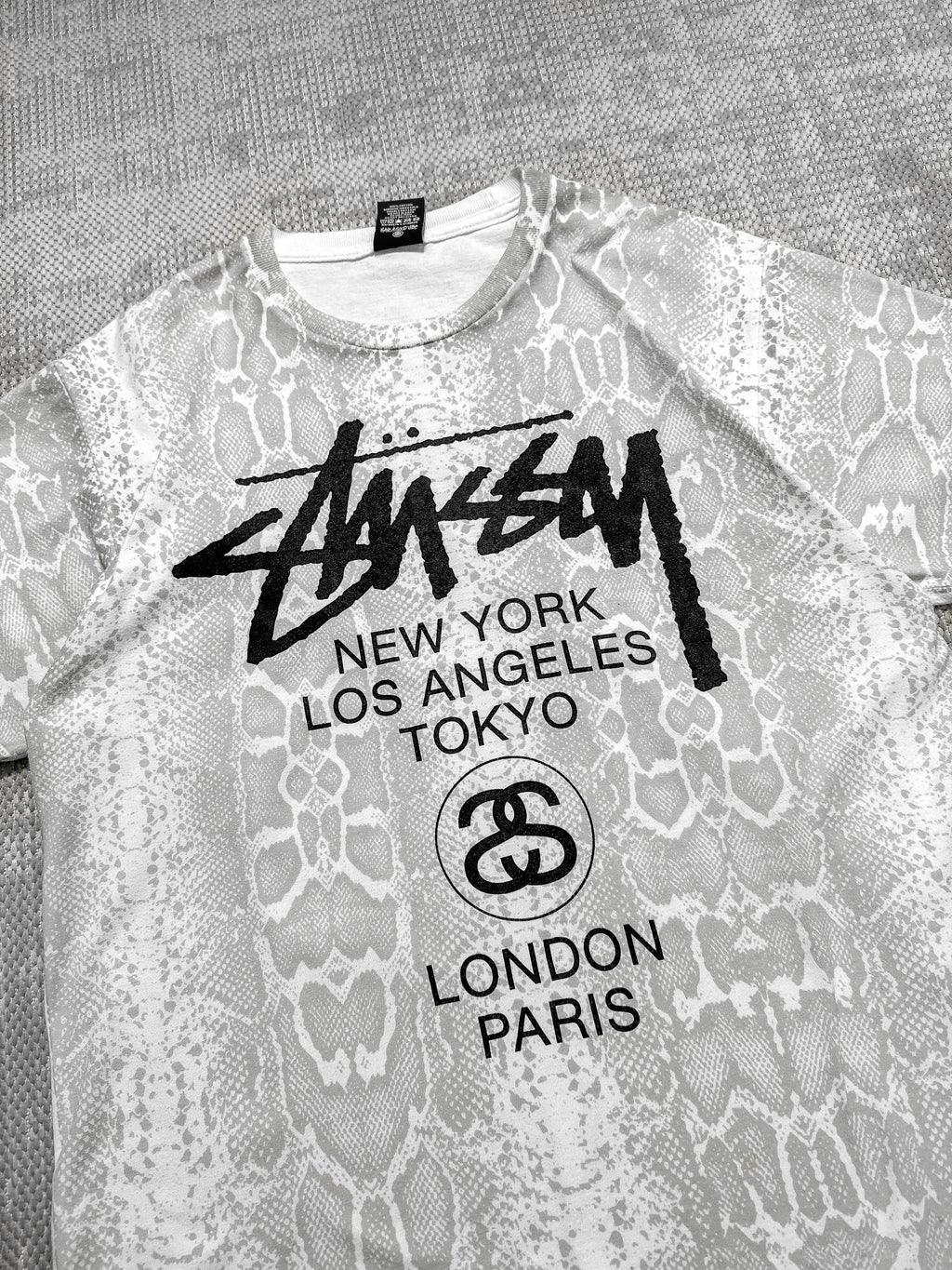 Stussy World Tour Snake Skin T-shirt (M)