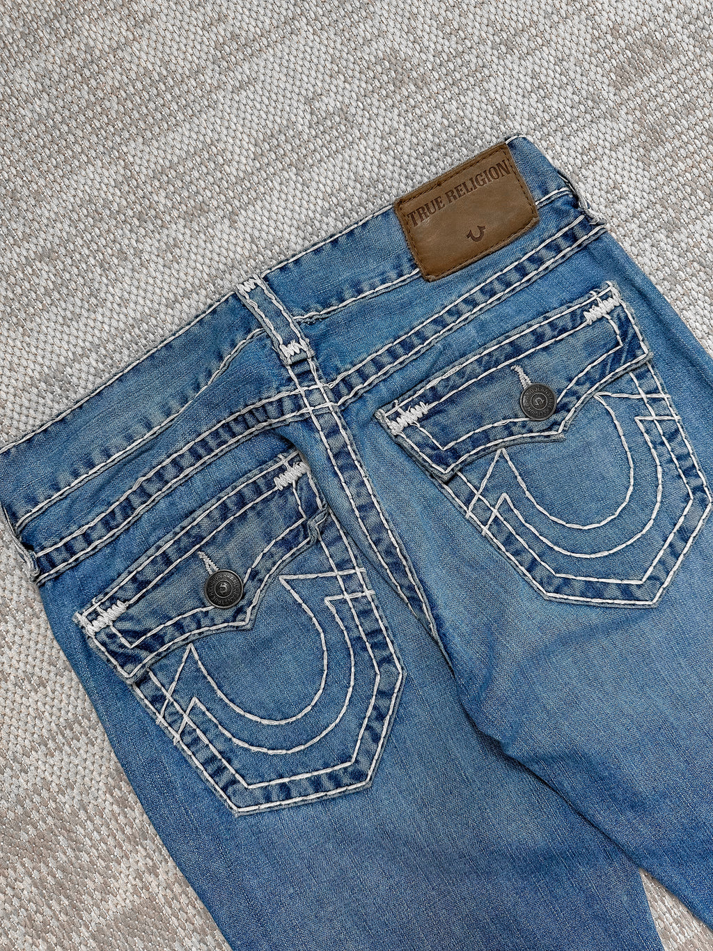 True Religion Contrast Stitch Shoe-horse Ricky Jeans (30x31)