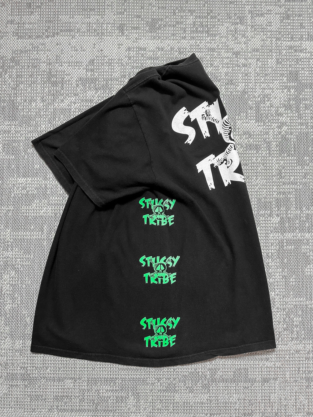 2000s Stussy Tribe Graphic T-Shirt (L)