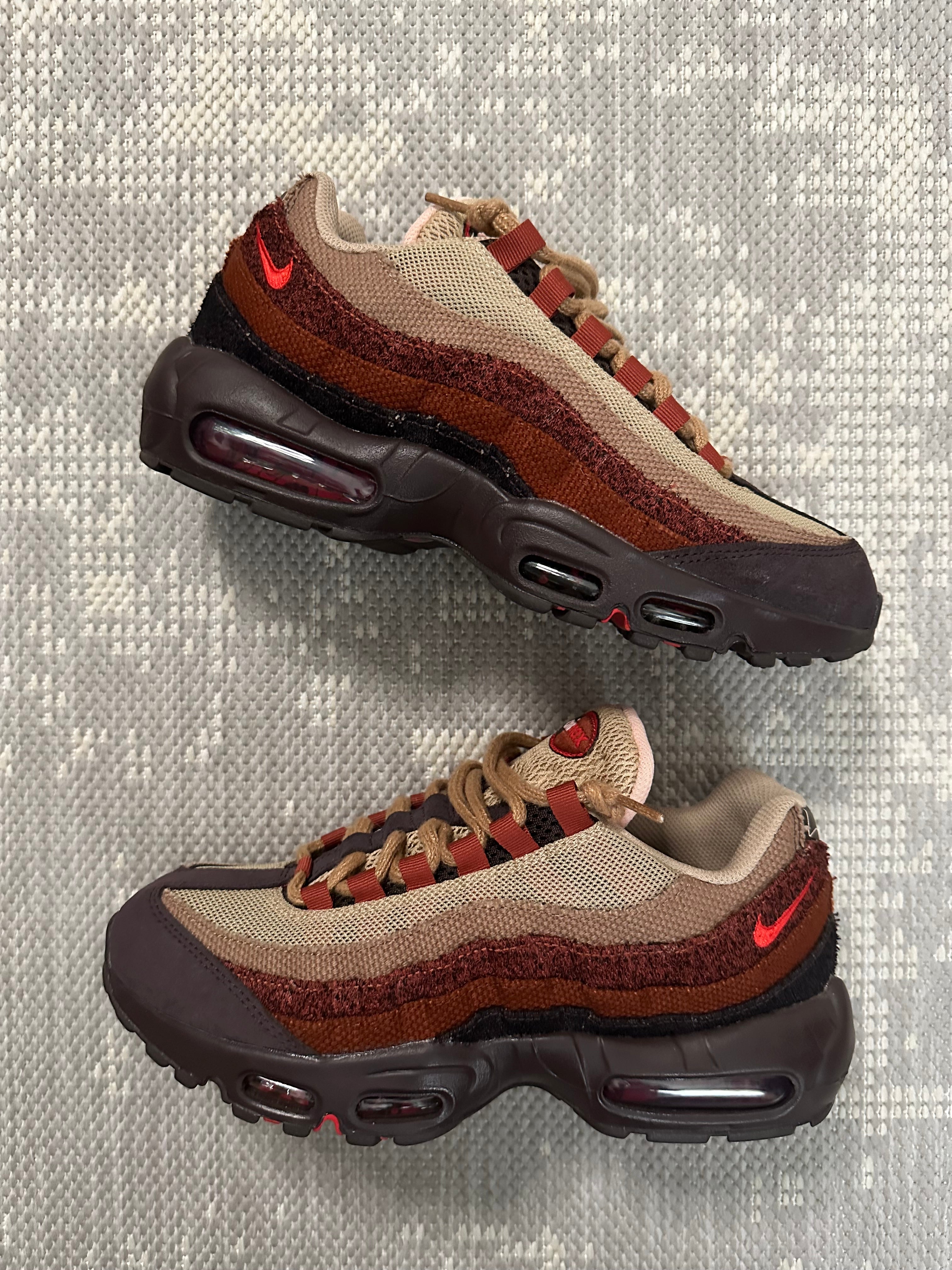 2022 Nike Air Max 95 Anatomy of Air - Spine (UK7)