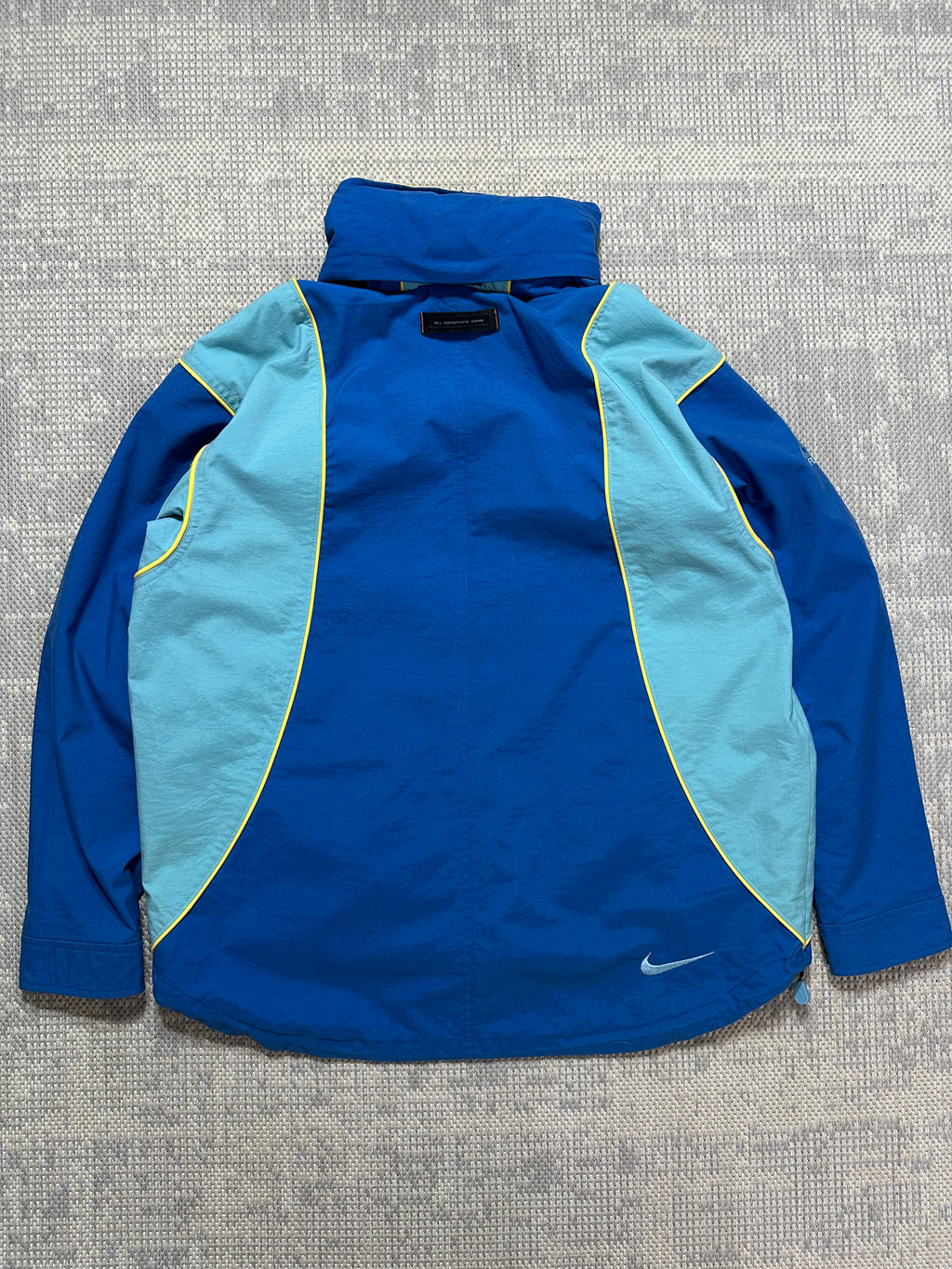 1990s Nike ACG Heavyweight Waterproof Technical Jacket (M)